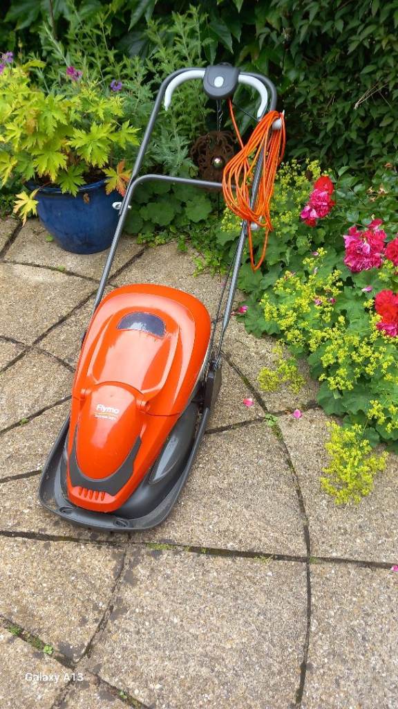 Flymo Easyglide 300v