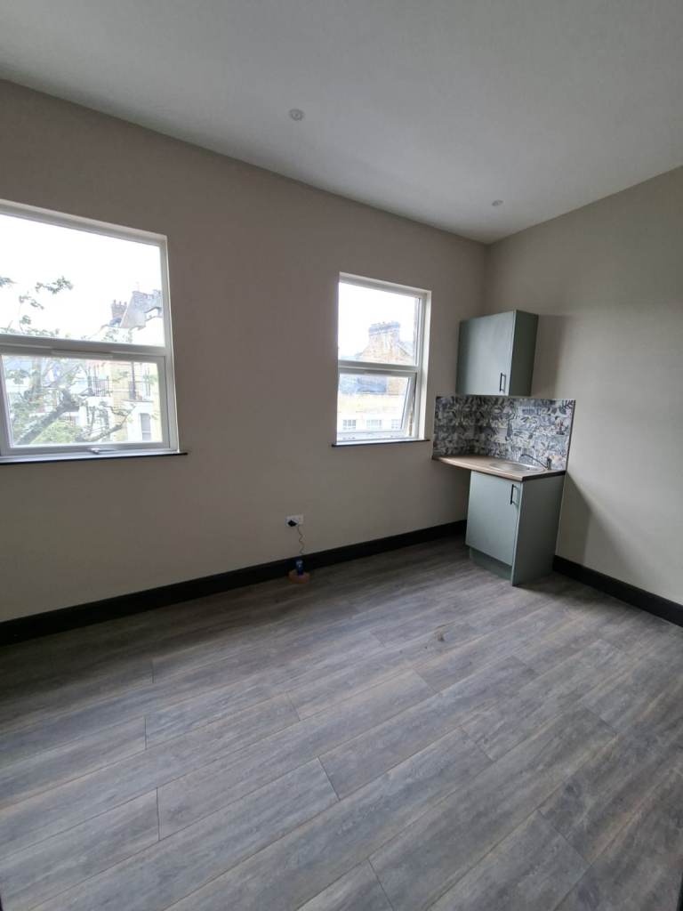 Studio flat to Let in Islington, No deposit, Dss welcome