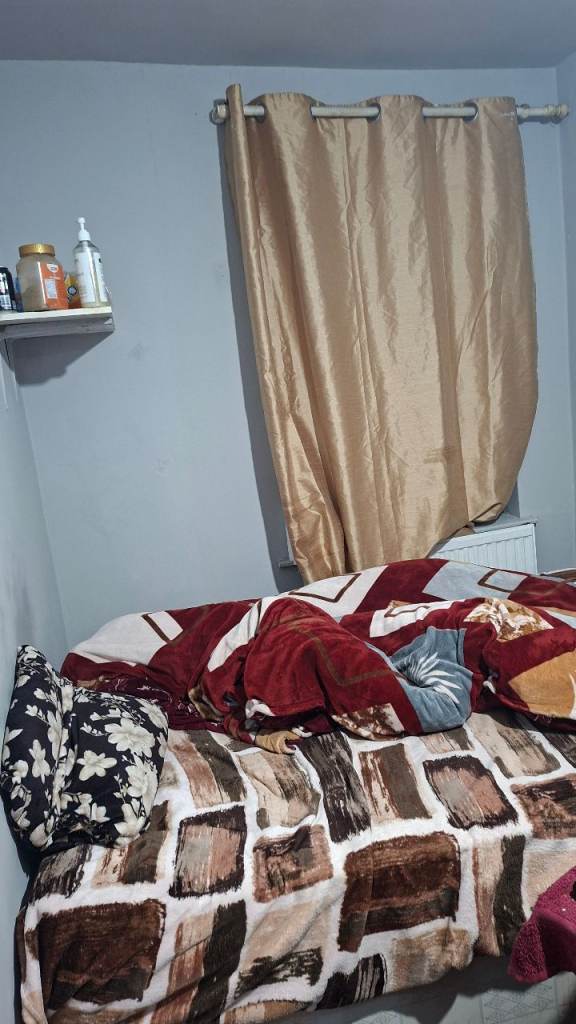 Box room available for single person 