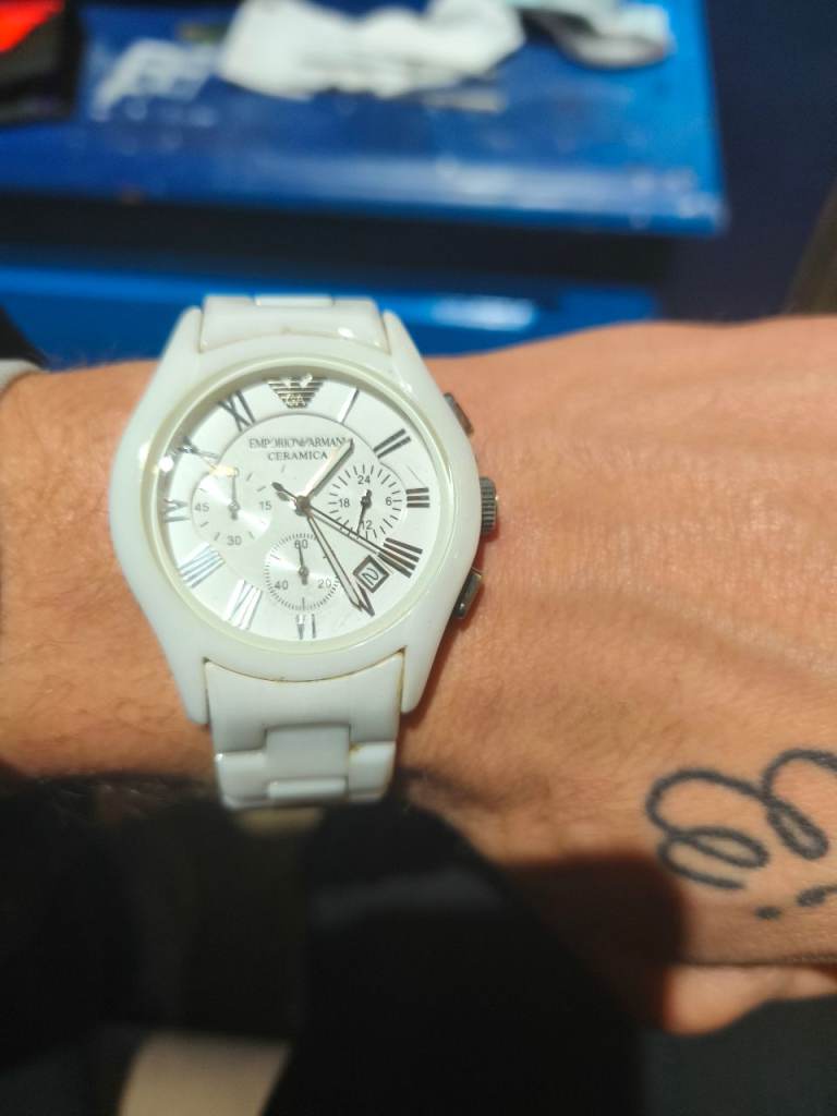 Unisex Ceramic white armani watch 