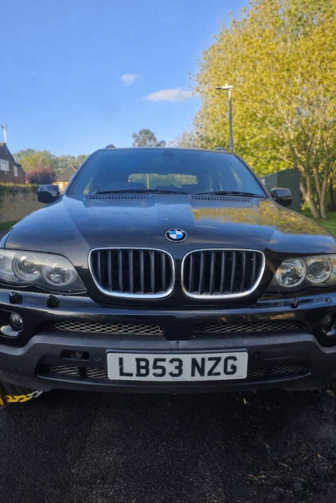 !!!BMW X5 LOW MILEAGE, GREAT ON FUEL