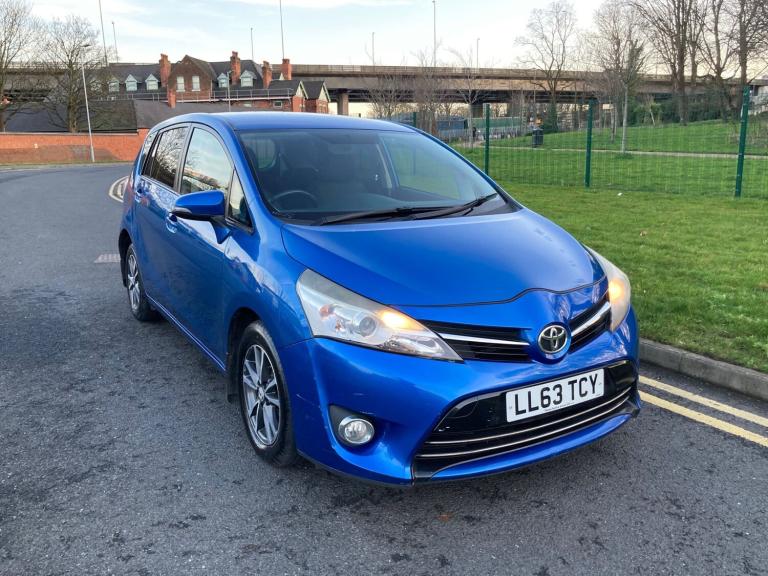 2013 Toyota Verso 2.0 D-4D Icon 5dr MPV Diesel Manual