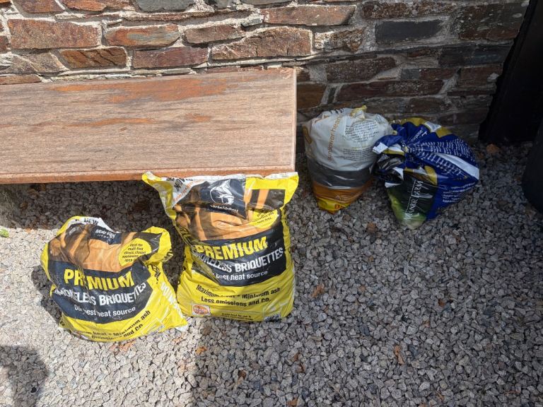  Briquettes Smokeless 