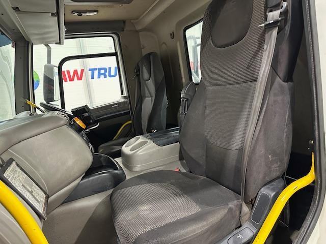 DAF TRUCKS CF85 360 8x4 Day Cab Steel Tipper Grab