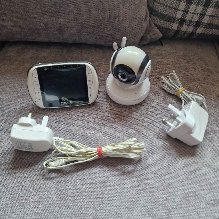 Motorola MBP36S Remote Pan Tilt & Zoom Video Baby Monitor 3.5" LCD Screen – Good working Condition