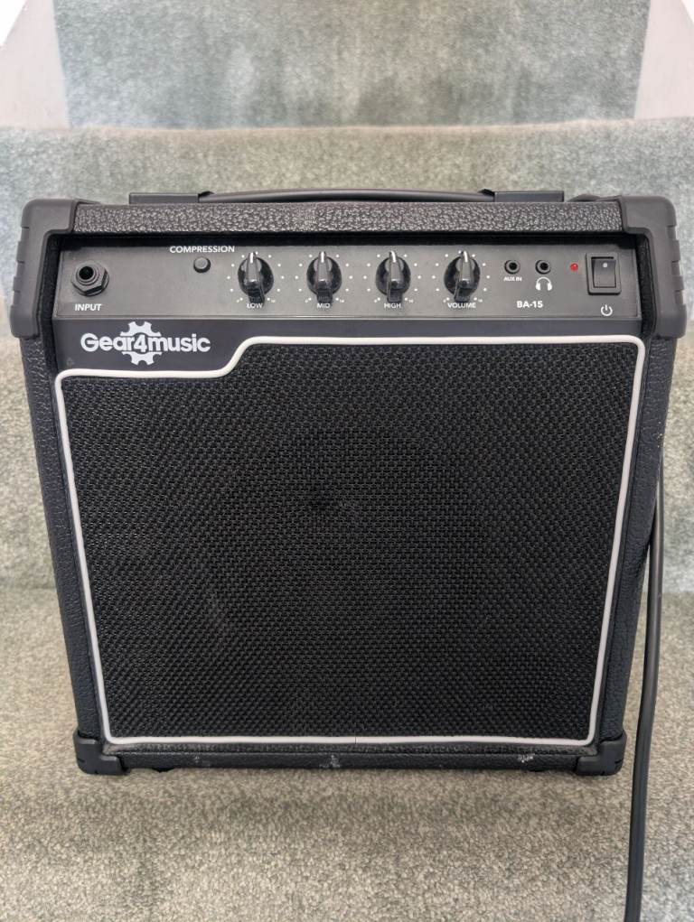 Guitar amp