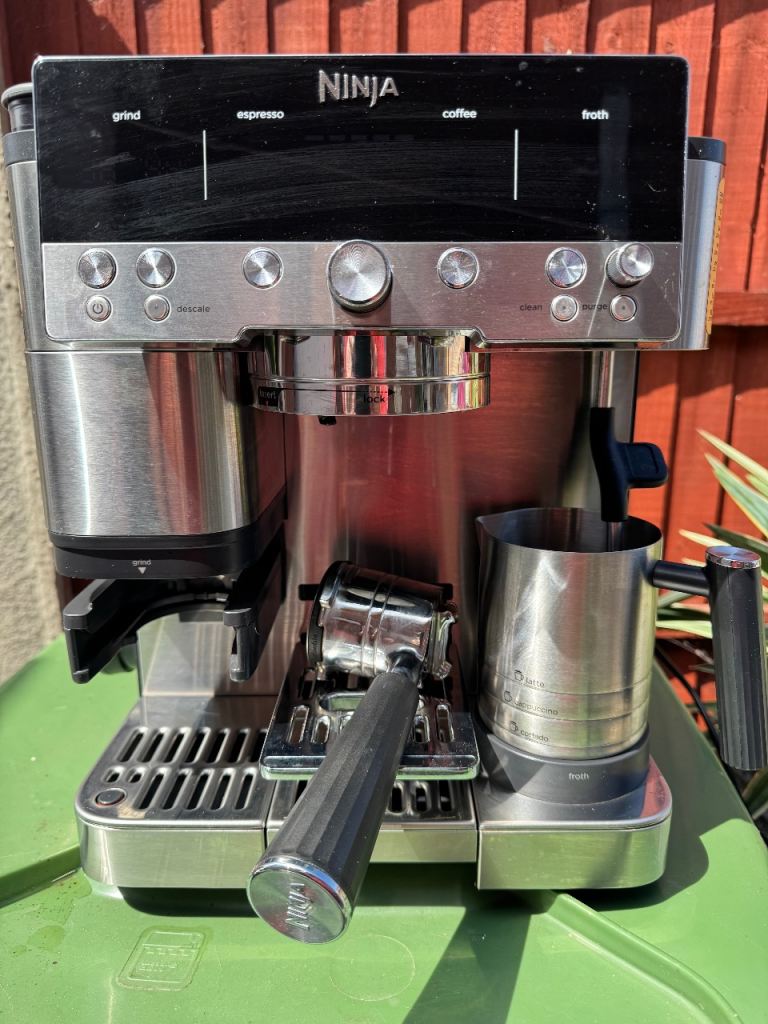 Ninja Luxe Premier Cafe Bean to Cup Machine 
