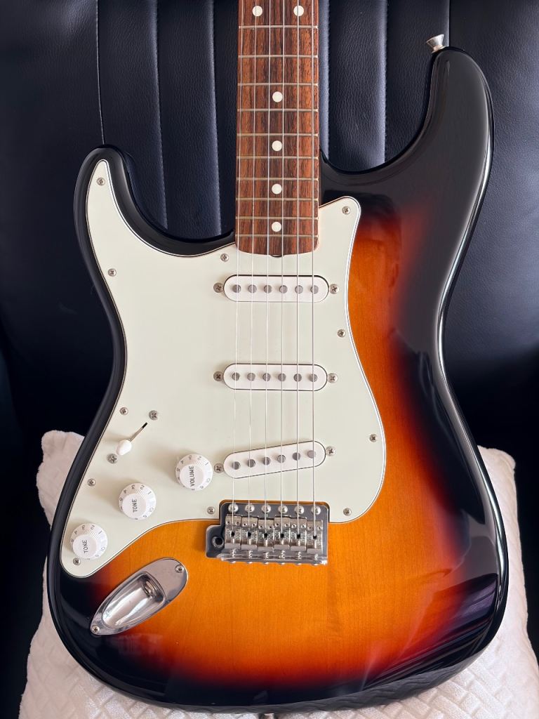 Fender Stratocaster, left handed. 