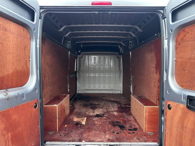 2022 Peugeot Boxer 2.2 BlueHDi 335 Professional Panel Van 5dr Diesel Manual L3 H2 Euro 6 (s/s) PA...