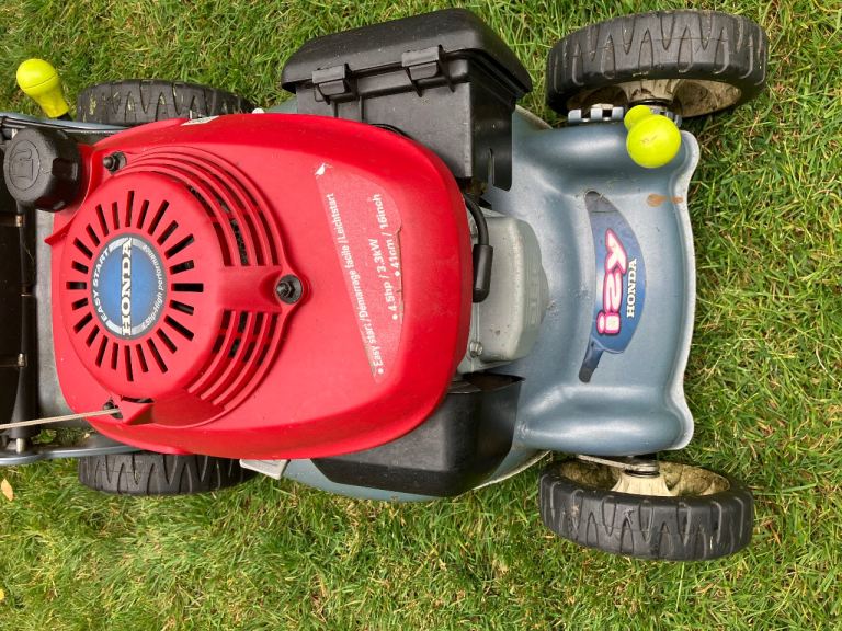 Honda Izzy Petrol Mower for sale