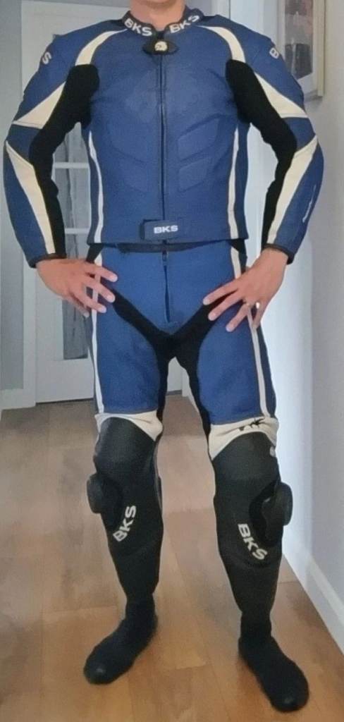 BKS motorcycle leathers UK 42