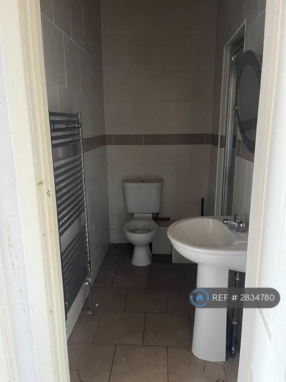 1 bedroom flat in Garnock St, Dalry, KA24 (1 bed) (#2834780)