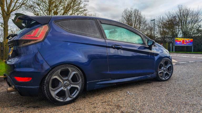 Ford, FIESTA, Hatchback, 2011, Manual, 1242 (cc), 3 doors