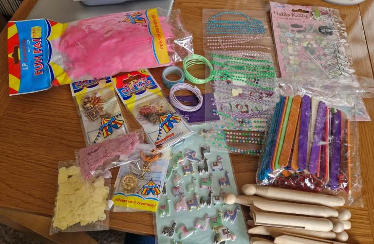 Free Kids Arts & Crafts stickers, jewellery making etc