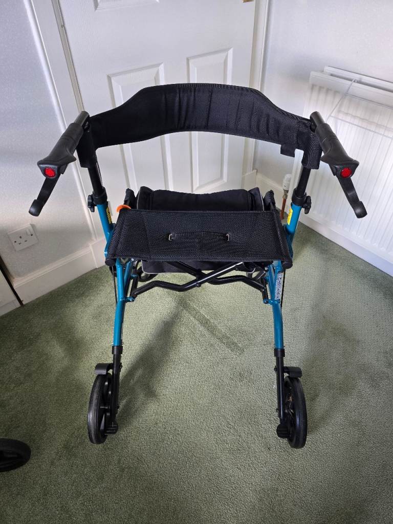Four Wheeked Rollator 