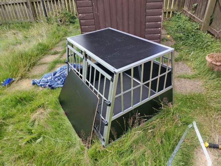 Large dog travel cage. 