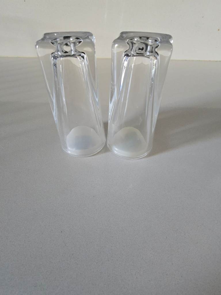 salt & Pepper shaker 1
