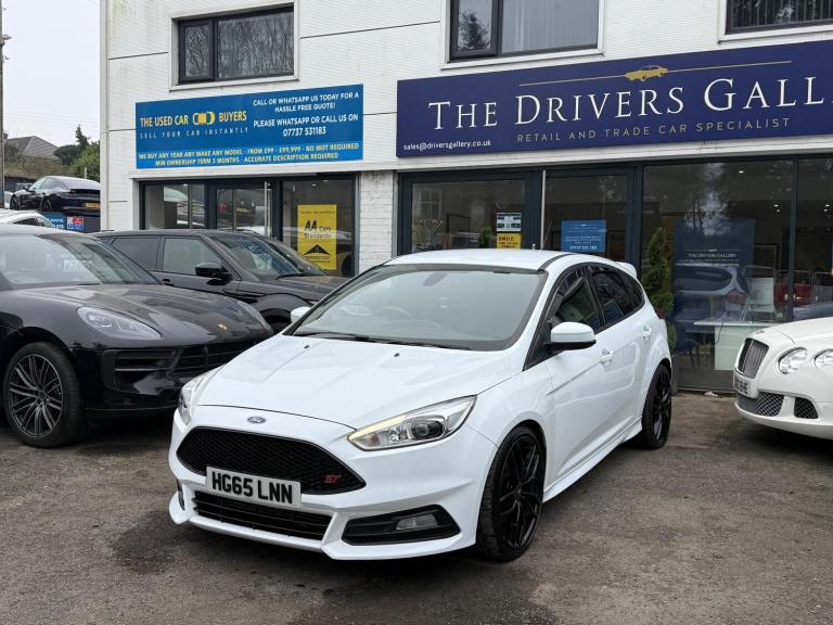 2016 Ford Focus 2.0T EcoBoost ST-3 Euro 6 (s/s) 5dr HATCHBACK Petrol Manual