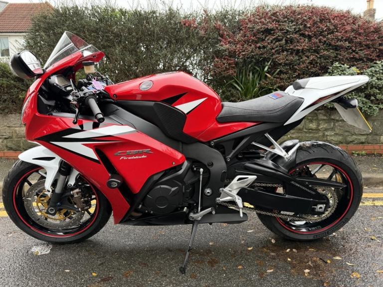 HONDA CBR1000RR FIREBLADE 20TH ANNIVERSARY 2013 