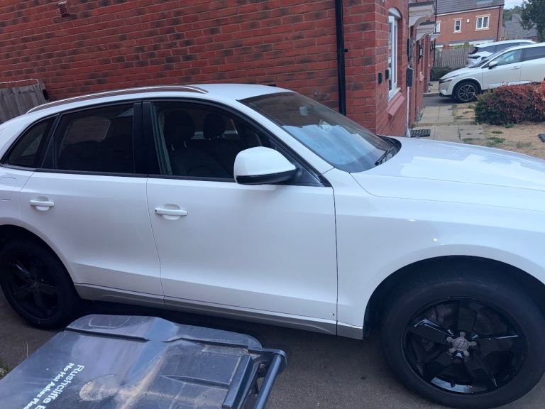 Audi, Q5, Estate, 2009, Manual, 1968 (cc), 5 doors