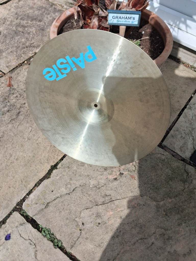 Paiste cymbol
