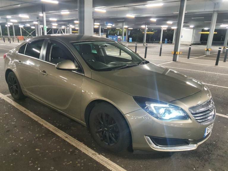 Vauxhall insignia 2.0 cdti nav ecoflex 2015 15 reg 6 speed manual mot 2027 tax only 20 per year 