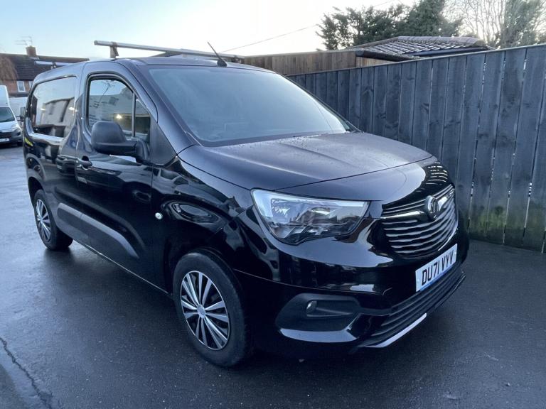 VAUXHALL COMBO 1.5 TURBO D 2000 SPORTIVE SWB EURO 6 NO VAT 2021