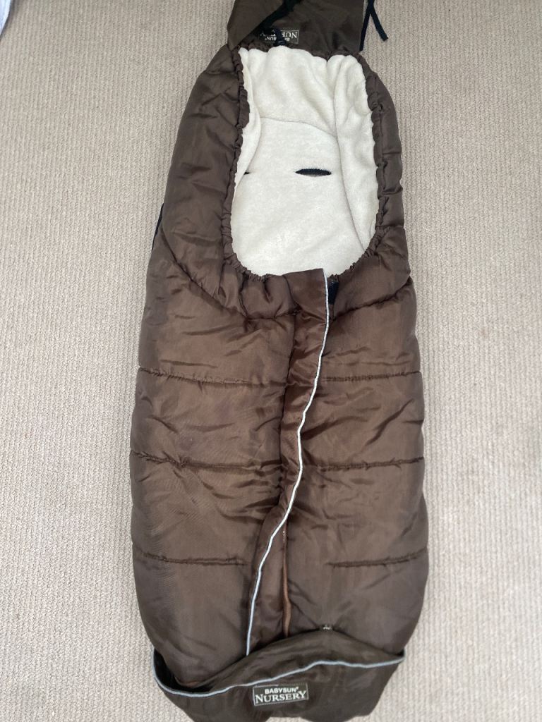 BABYLO Nursery Footmuff / Cosy Toes – Brown