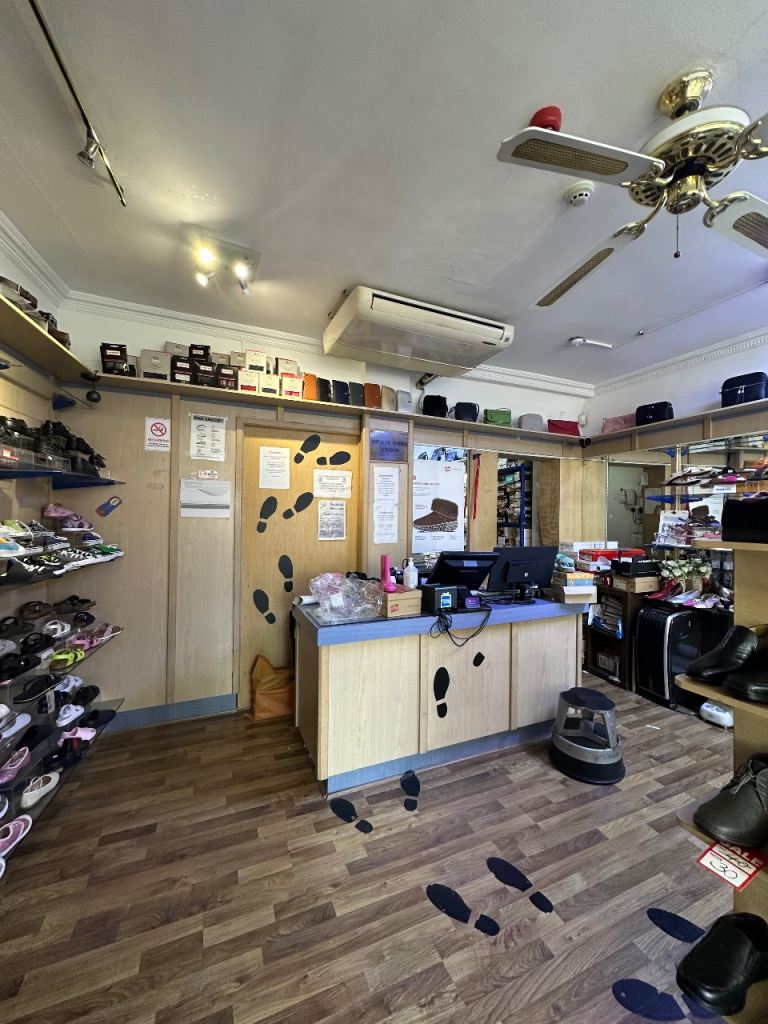 Retail Shop Unit | Ground Floor + Large Basement | Roman Road Market, Bow E3 | Corner Position