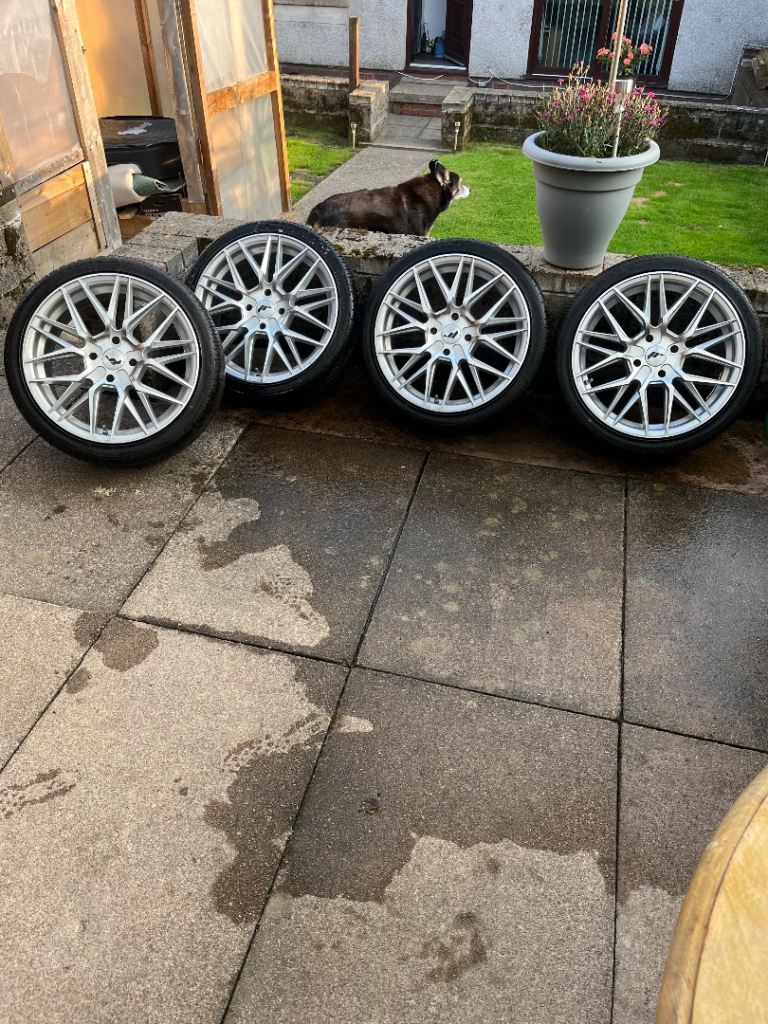 Japan Racing JR28s 7x17 4x108 in silver