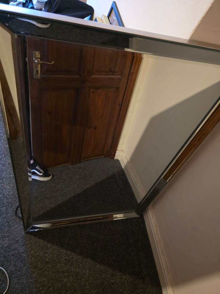 Mirrior with fabric frame 