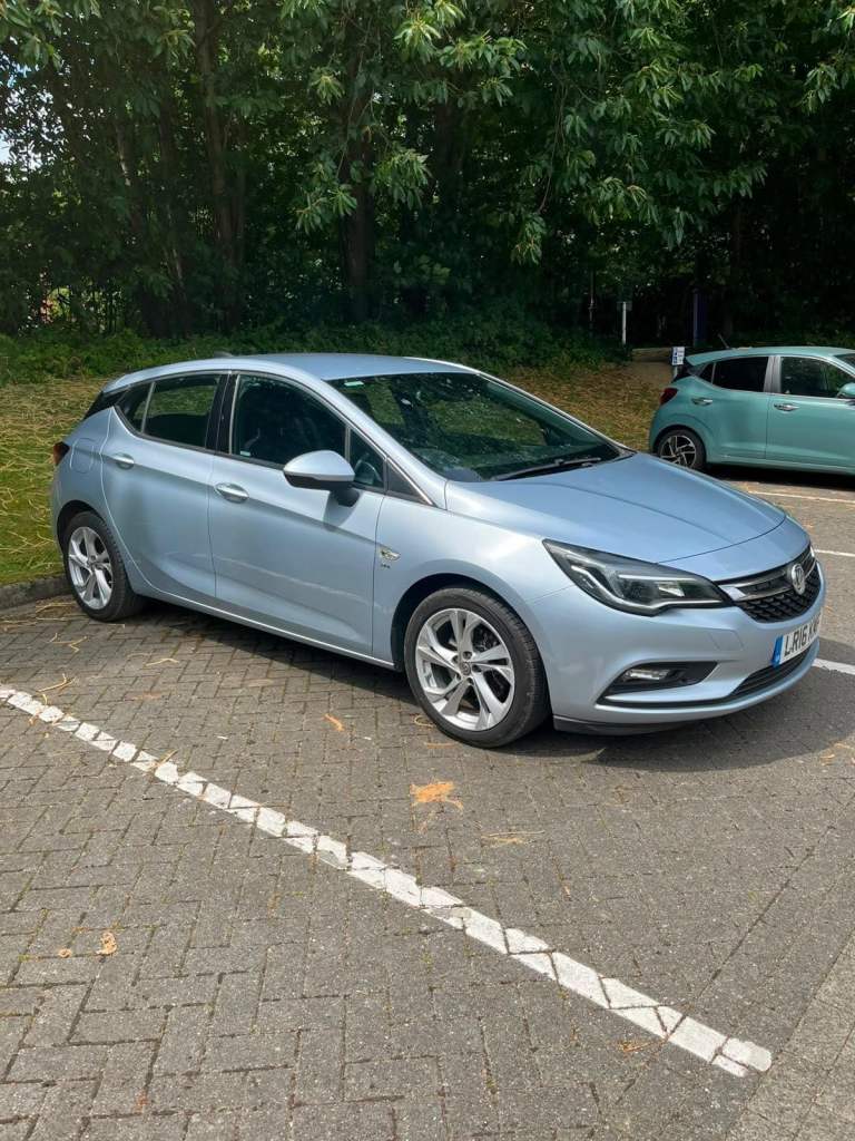 2016 VAUXHALL ASTRA SRI NAV 1.6 CDTI - £20 TAX - FULL MOT - 2 KEYS - FSH