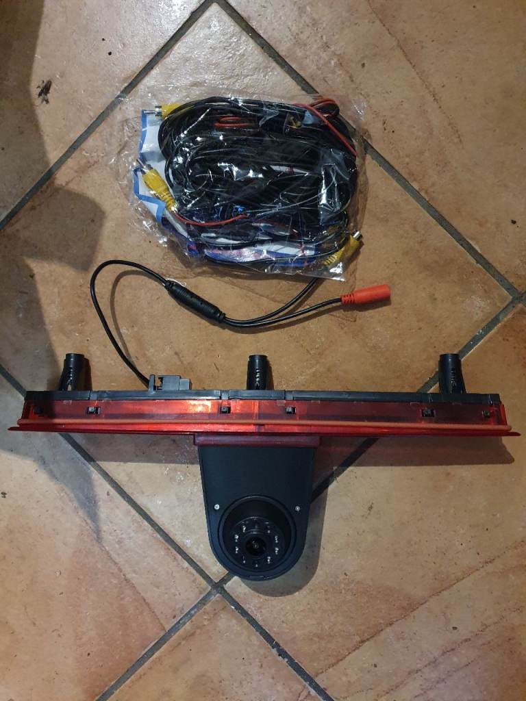 VW T5 & T5.1 REAR BRAKE LIGHT WITH REVERSING/DASH HD CAMERA & WIRING & INSTRUCTIONS BRAND NEW 