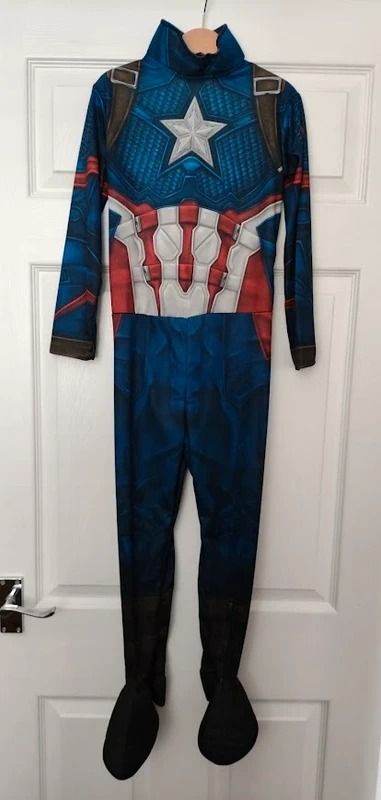 Boys Captain America Fancy Dress. Size Small *No Mask*