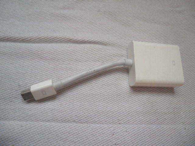 Mini DisplayPort Male to VGA Female Cable Adapter