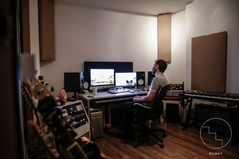 Music Production / Podcasting / Recording Studio in Finsbury Park N4