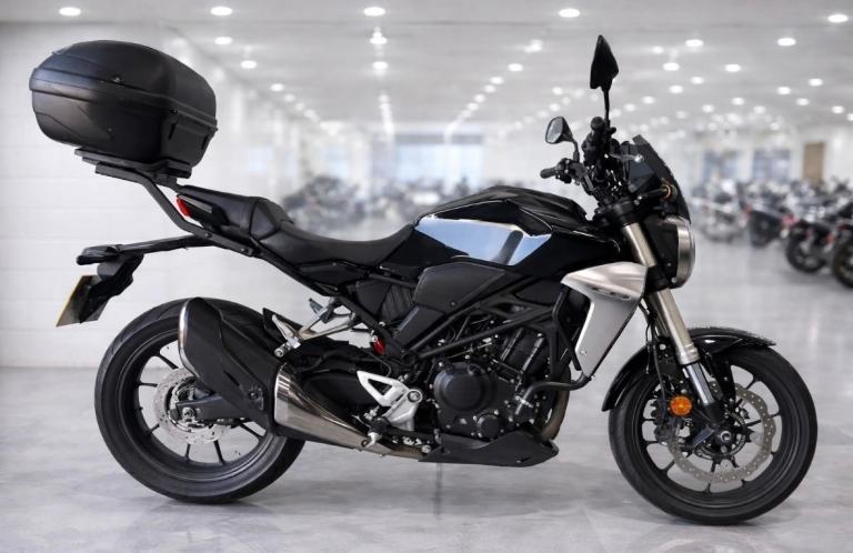 2020 - HONDA CBF300R - ABS - TOP BOX - ONLY 7K MILES - CBF- 300R - 12 MONTHS MOT