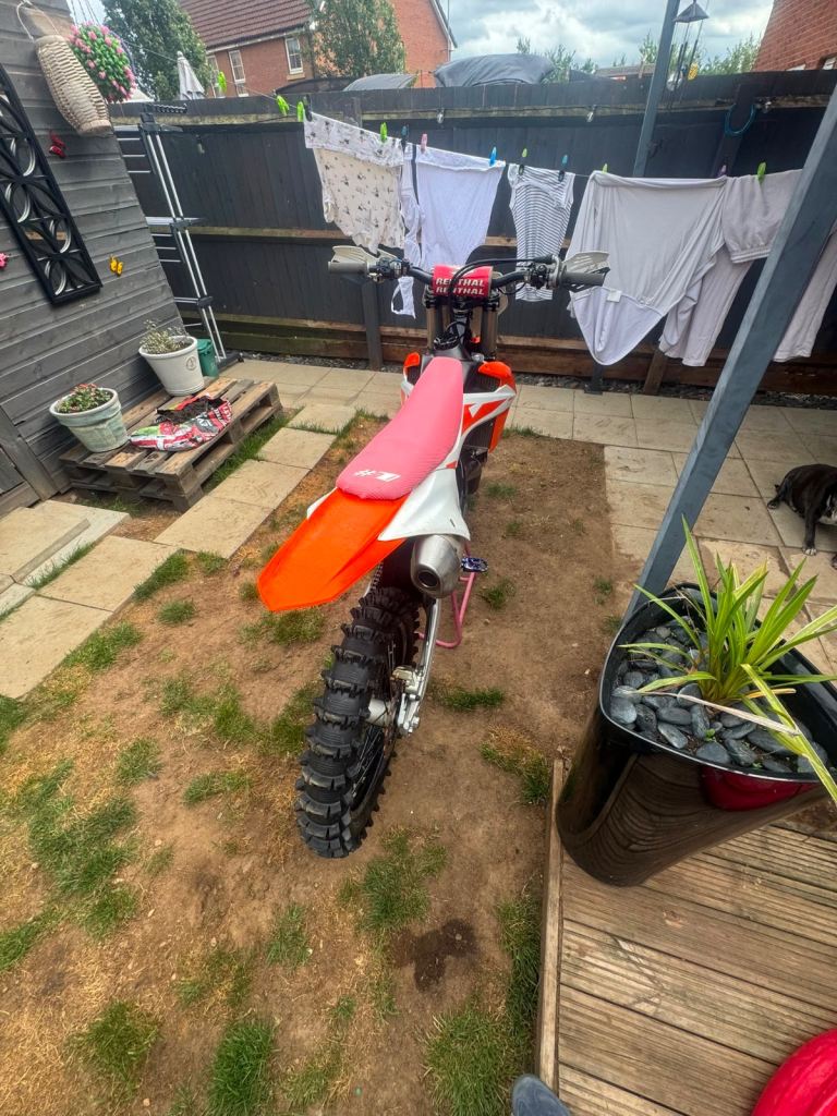 KTM SXF 450 2019 low hours £3000