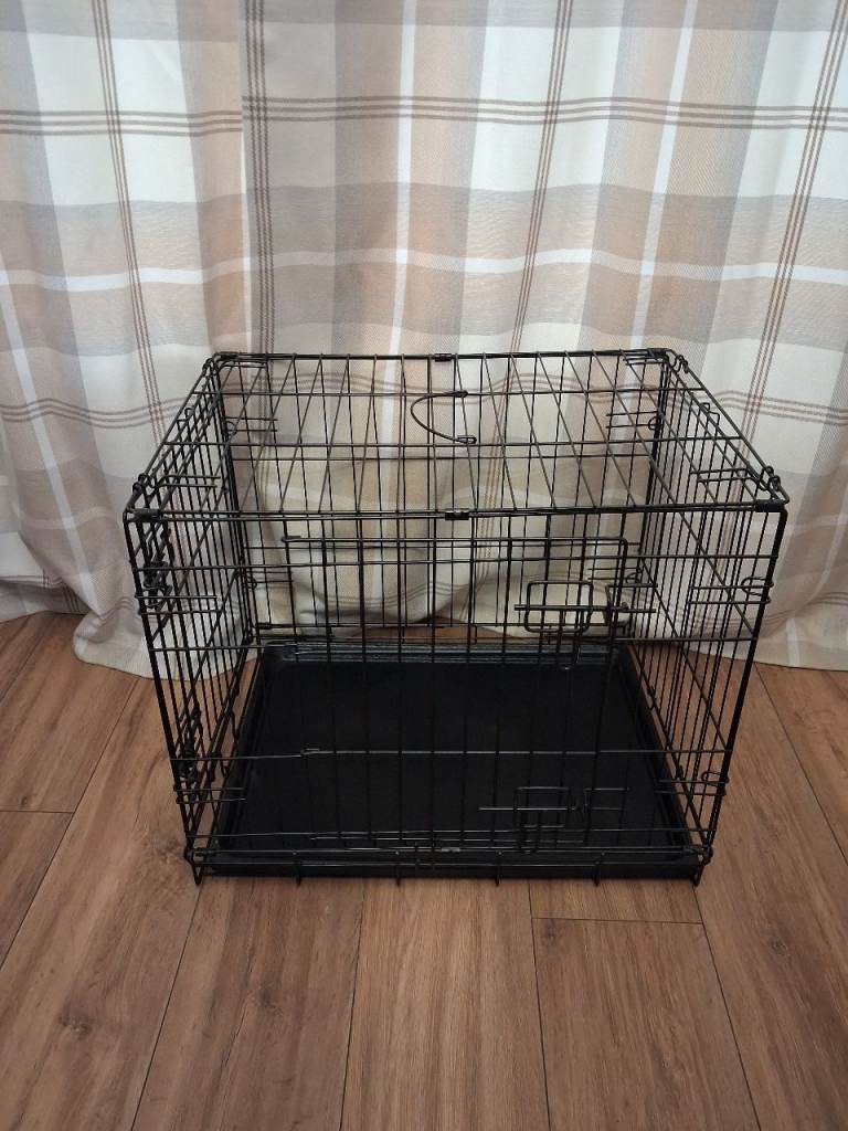Black metal dog pet cage 