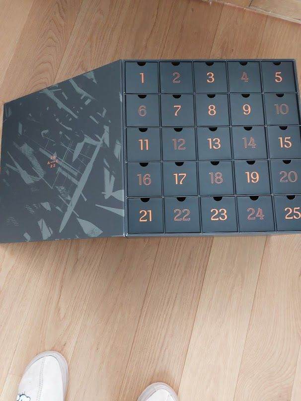 Empty Advent calendar
