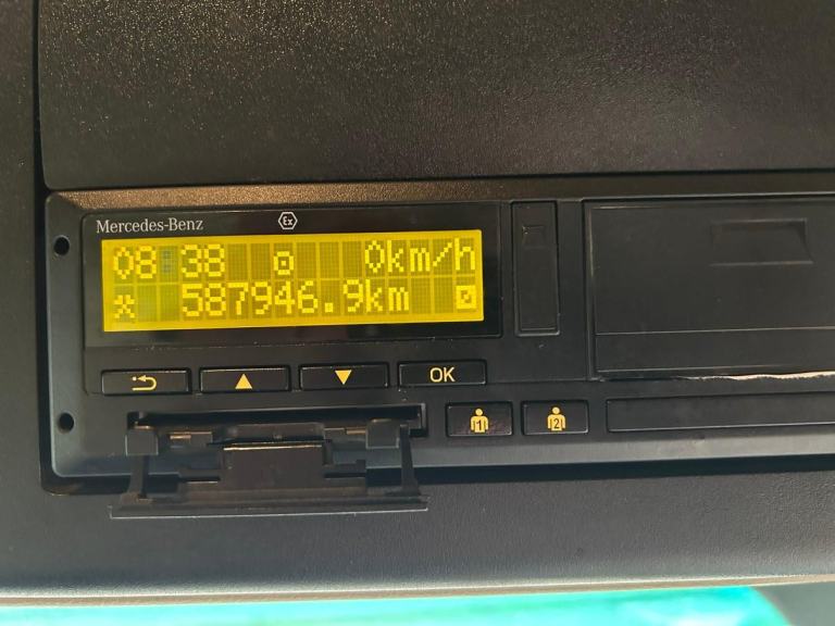 MERCEDES ACTROS 2532 *EURO 6* 26 TONNE CURTAINSIDE 2019 – BV19 JXK