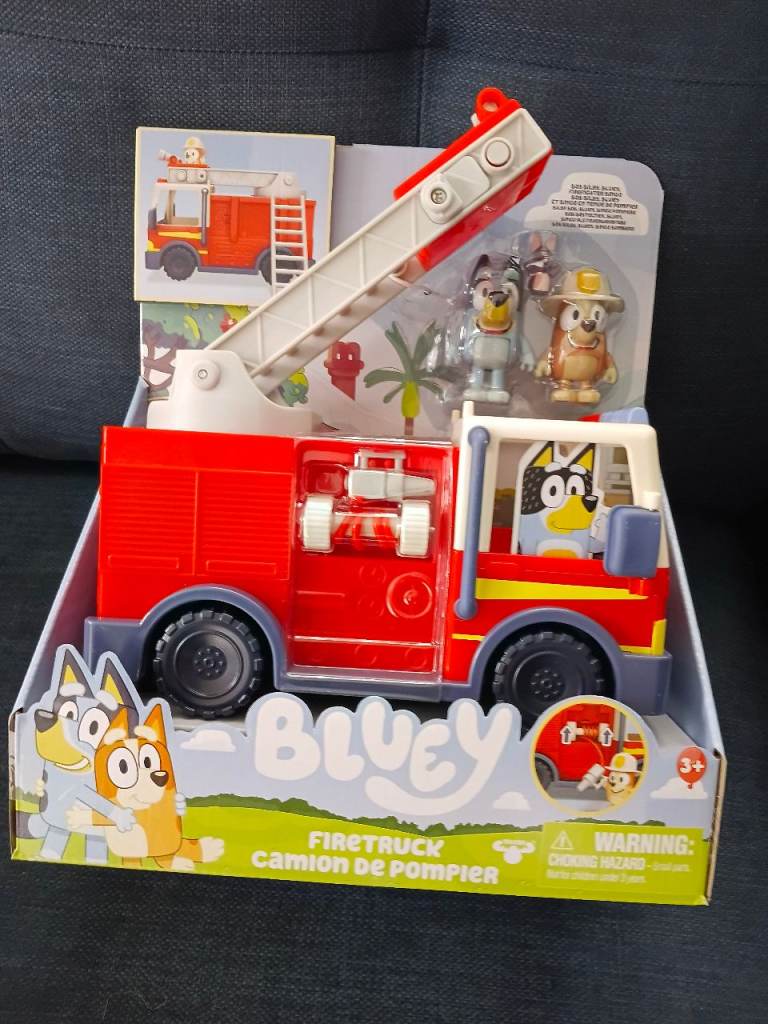 Bluey Firetruck Toy with Figures – Brand New in Box
