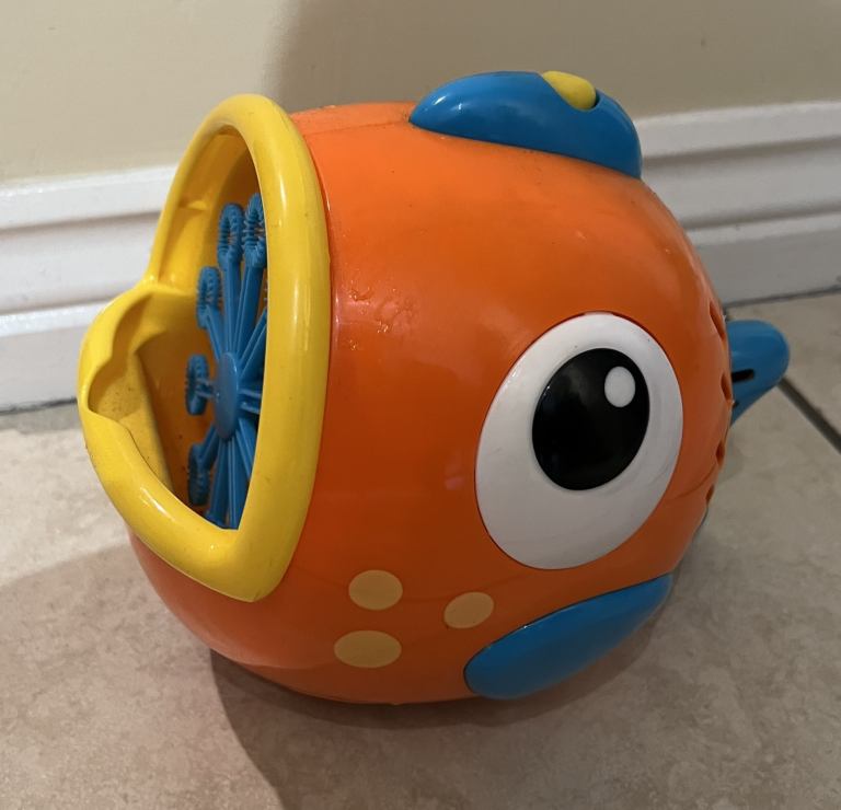 ELC Fish Bubble Machine