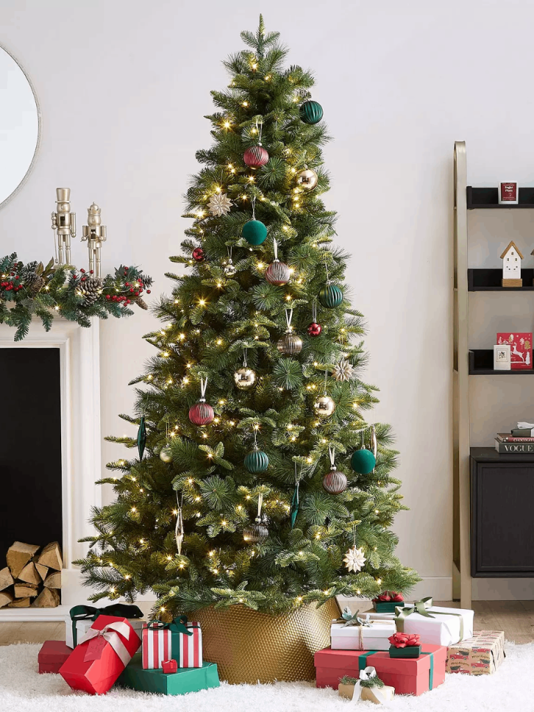 7ft Aspen Pre Lit Christmas Tree with Dual Colour Twinkle Lights