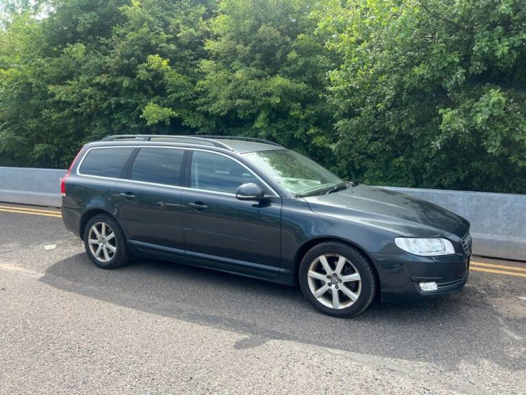 2016 Volvo V70 D4 [181] SE Nav 5dr ESTATE DIESEL Manual