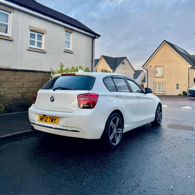 BMW, 1 SERIES, Hatchback, 2012, Manual, 1598 (cc), 5 doors