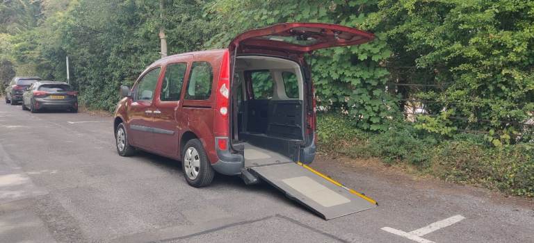 2012 Renault Kangoo 1.6 WAV Wheelchair Accessible ULEZ Long MOT Very Low Mileage 21k VGC