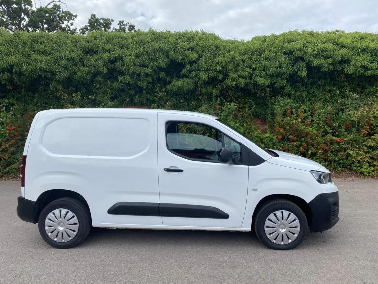 2021 Peugeot Partner 1000 1.5 BlueHDi 100 Professional Van PANEL VAN DIESEL Manual