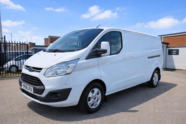 2016 Ford Transit Lwb Custom ltd 2-2 tdci Chain engine non wet belt only £7490 