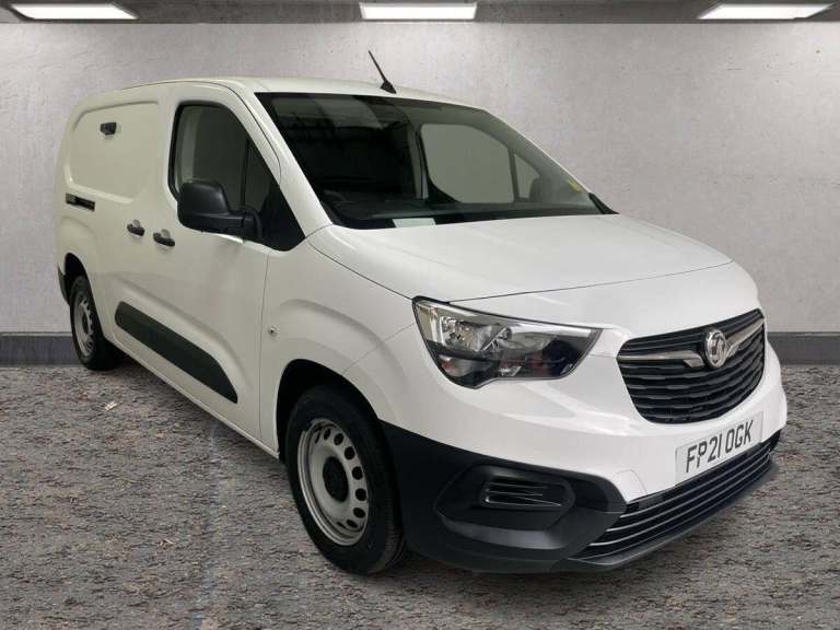 2021 Vauxhall Combo 1.5 Turbo D 2300 Edition L2 H1 Euro 6 4dr PANEL VAN Diesel Manual